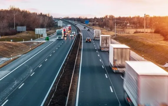 Lokalizacja magazynu na wynajem. Korzyści z wynajmu w pobliżu centrów logistycznych i autostrad