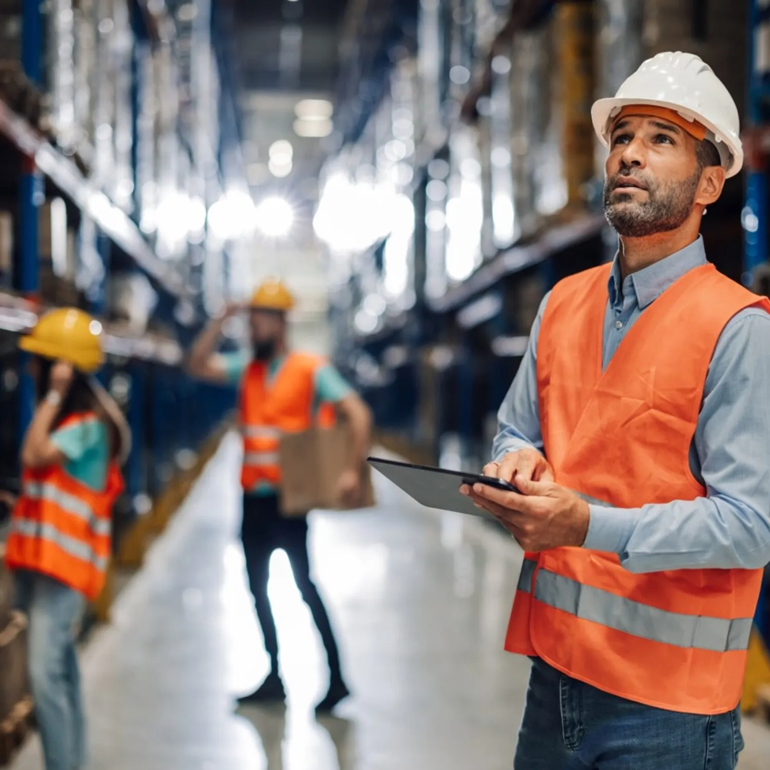 10 najważniejszych zasad BHP w magazynie – fundament bezpiecznej pracy