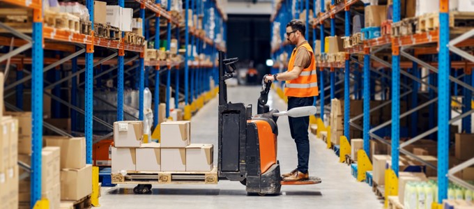 działalność inna niż składowanie w magazynie