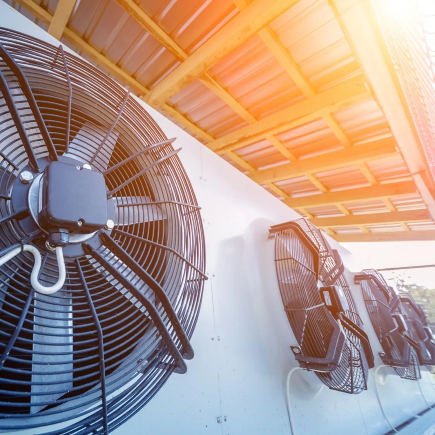 Wentylacja w magazynie: Klucz do bezpieczeństwa, efektywności i zgodności z normami