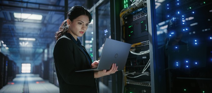 magazyn branży kompuetrowej elektornika i serwery