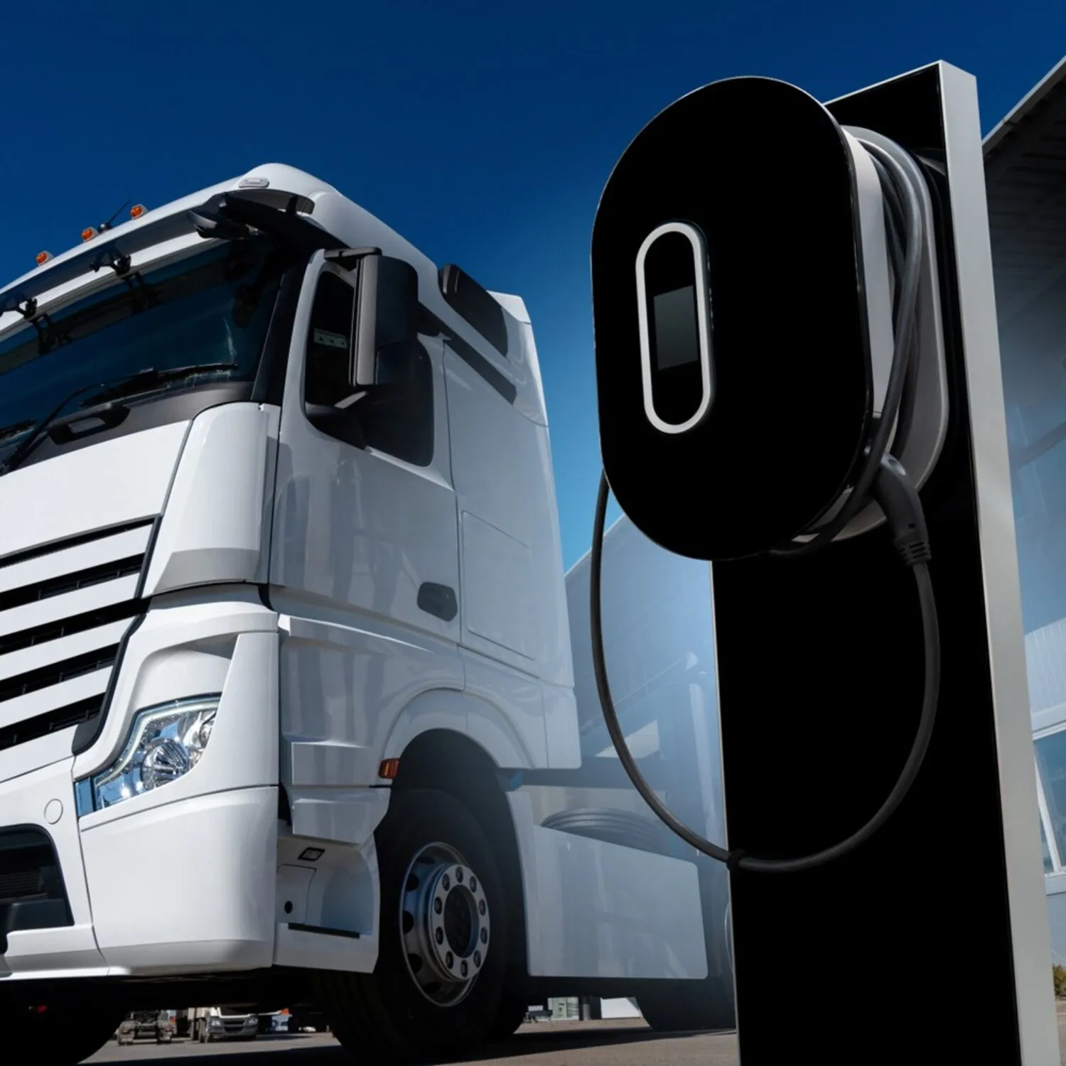 Infrastruktura dla elektrycznych aut ciężarowych (e-HGV) – czy polskie parki magazynowe są na to gotowe?