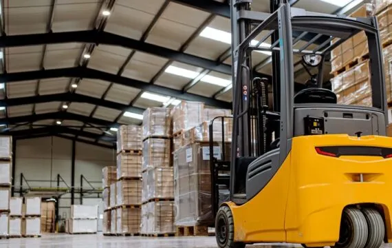 Ponad 20 000 mkw. pod jednym dachem w dwa miesiące. Jak pomogliśmy operatorowi logistycznemu wygrać przetarg